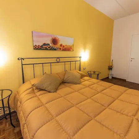 Downtown Apartment *