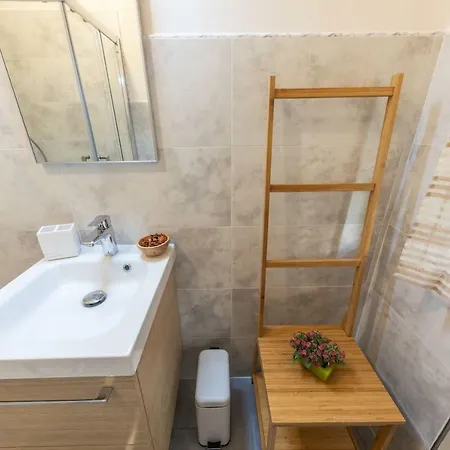 Downtown Apartment Bologna