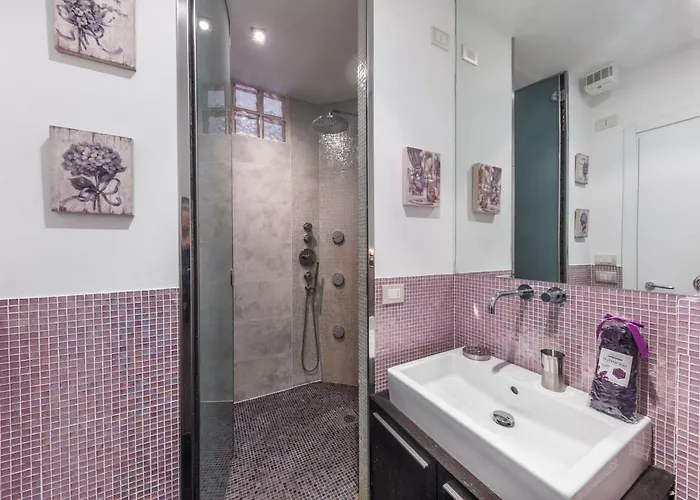 Downtown Apartment *